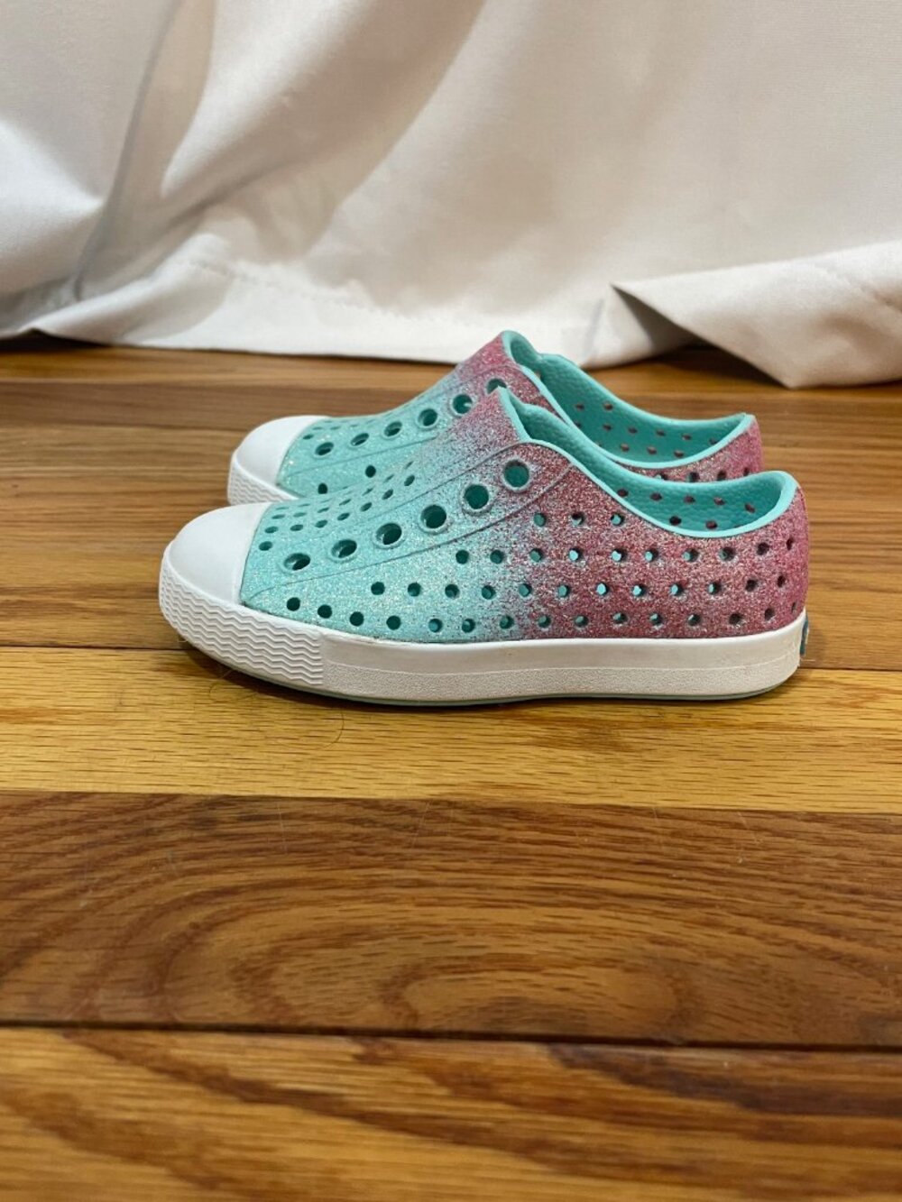 Native Jefferson Bio-Bling Toddler Shoes, Pink/Blue, Size 5 - Picture 7 of 10